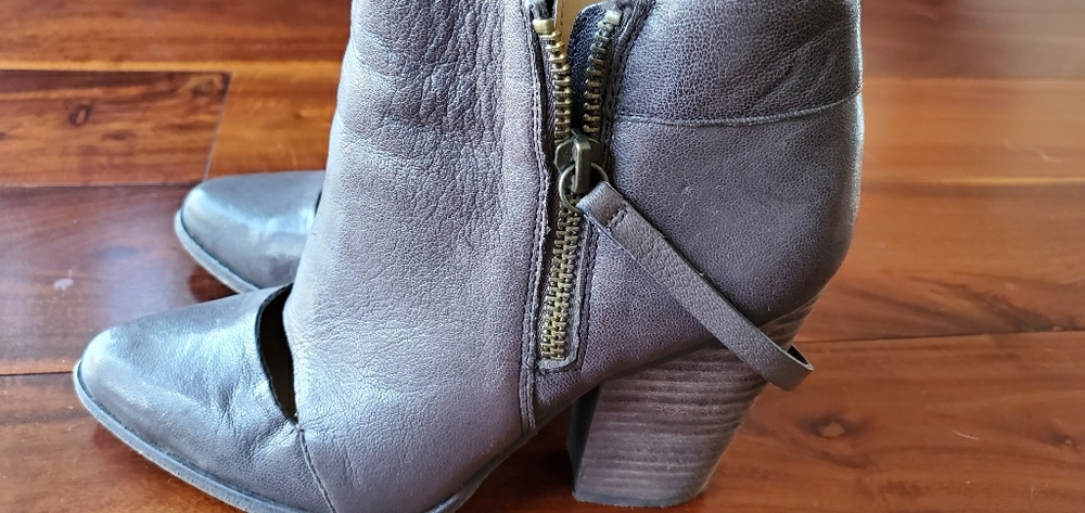 Joe's booties